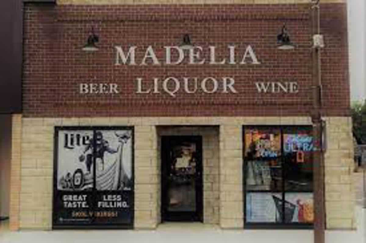 Madelia Liquor Store